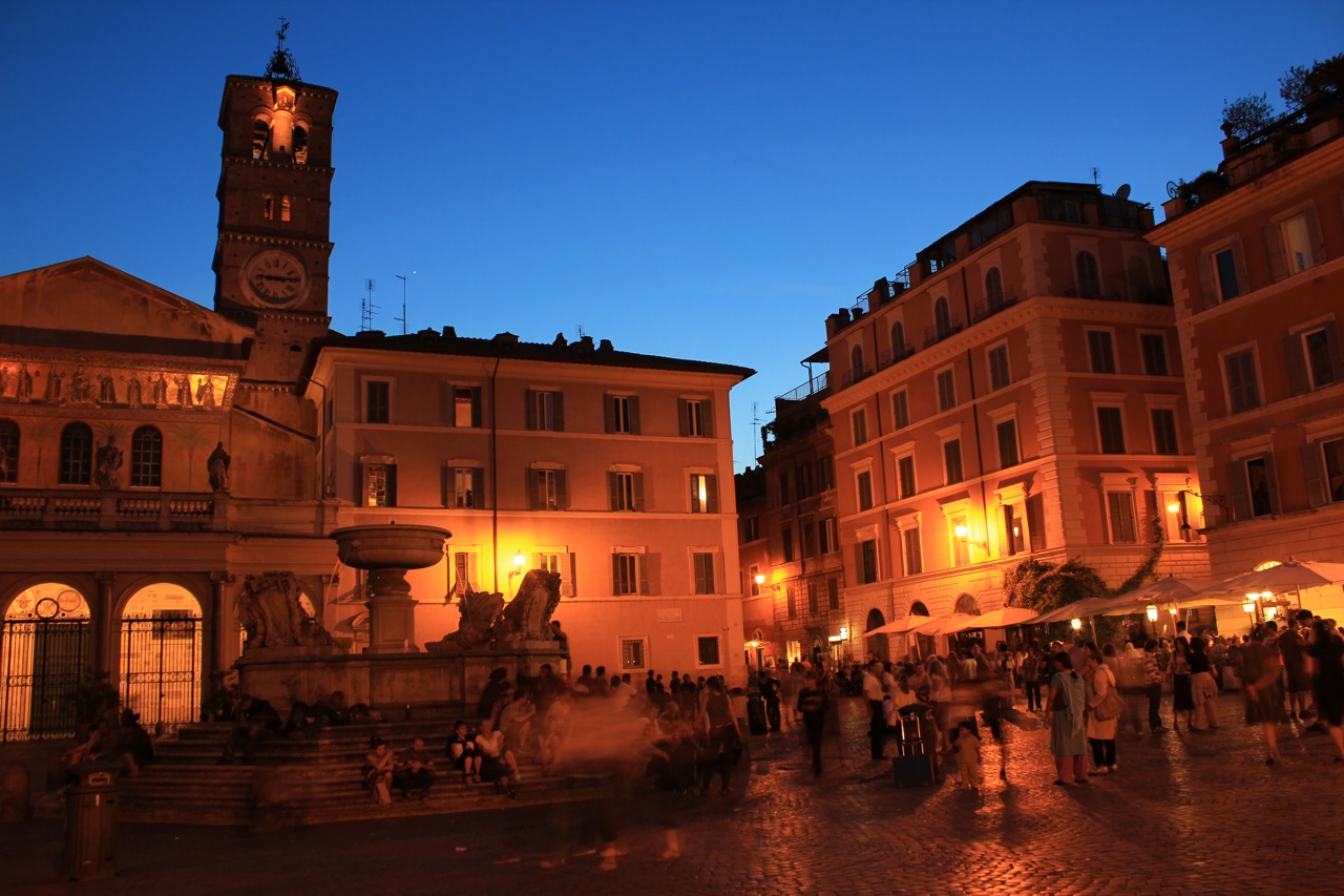 Day 1 - Piazza Santa Maria, Trastevere