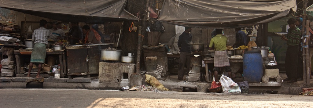 On the Streets of Kolkata – #2 (A Tale of 2&nbsp;Bridges)