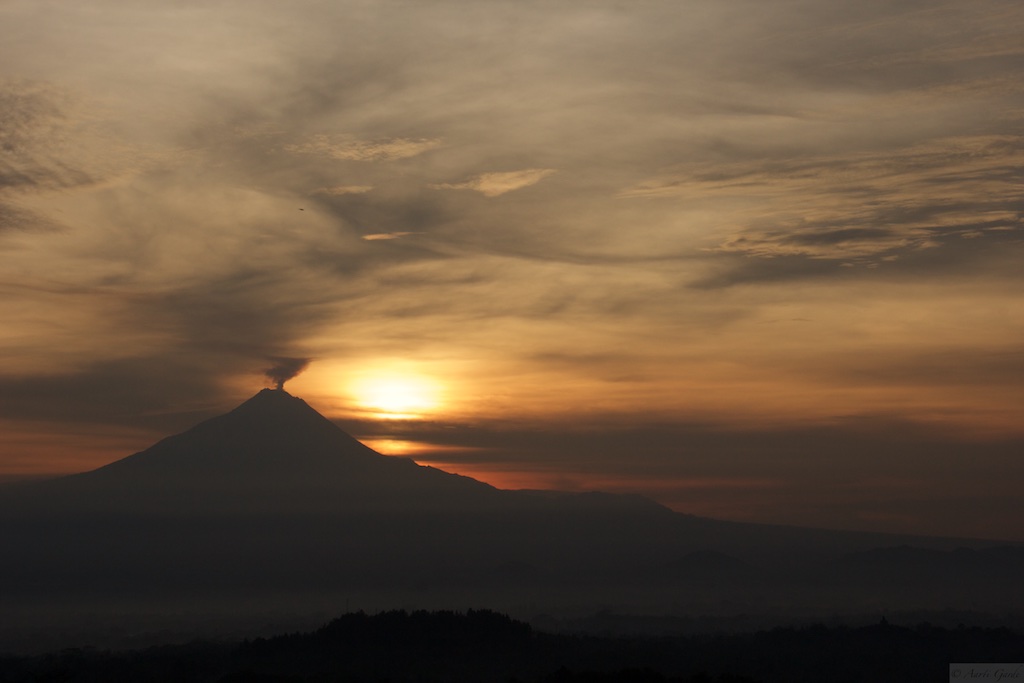 Sunrise from Setumbu